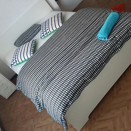 Chopin Street Private Rooms Катовице Екстериор снимка