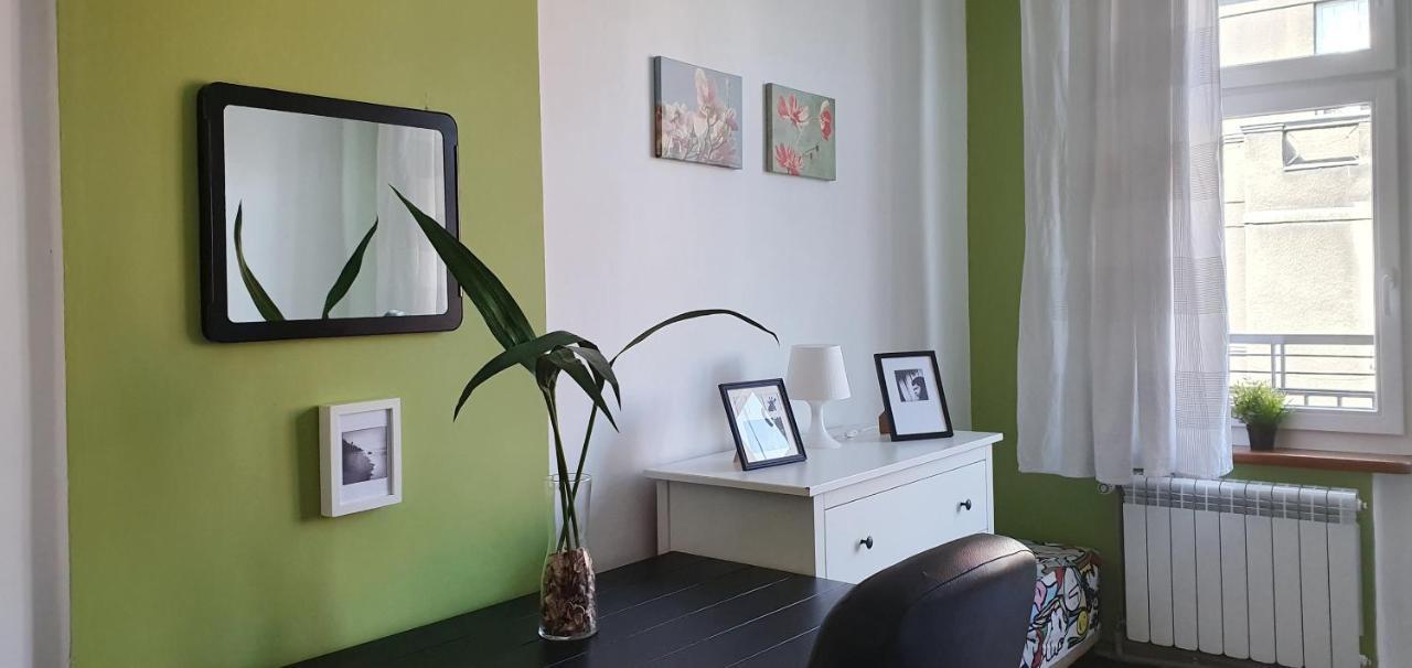 Chopin Street Private Rooms Катовице Екстериор снимка